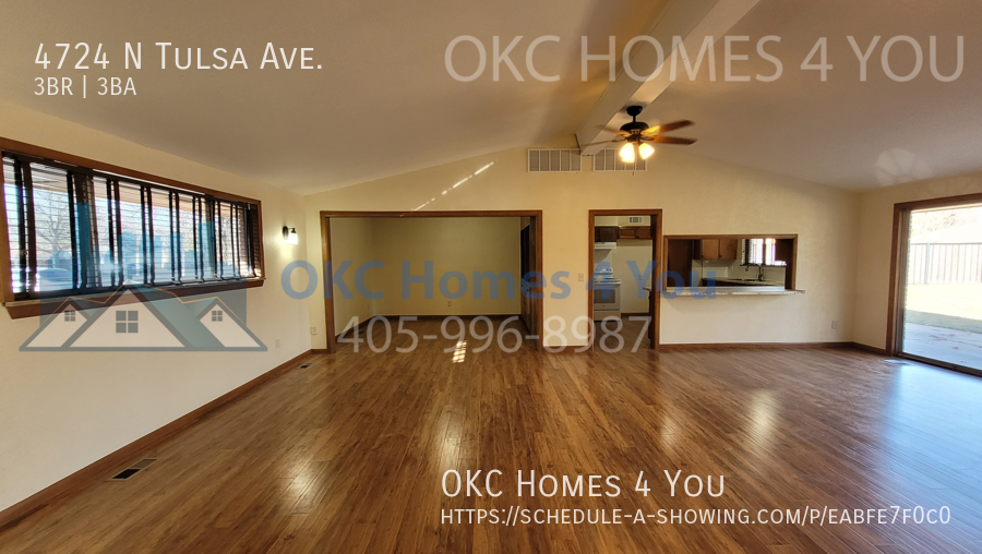 Large mid-century modern in Bush Hills 4th Addition - 3 bed, 3 bath! property image