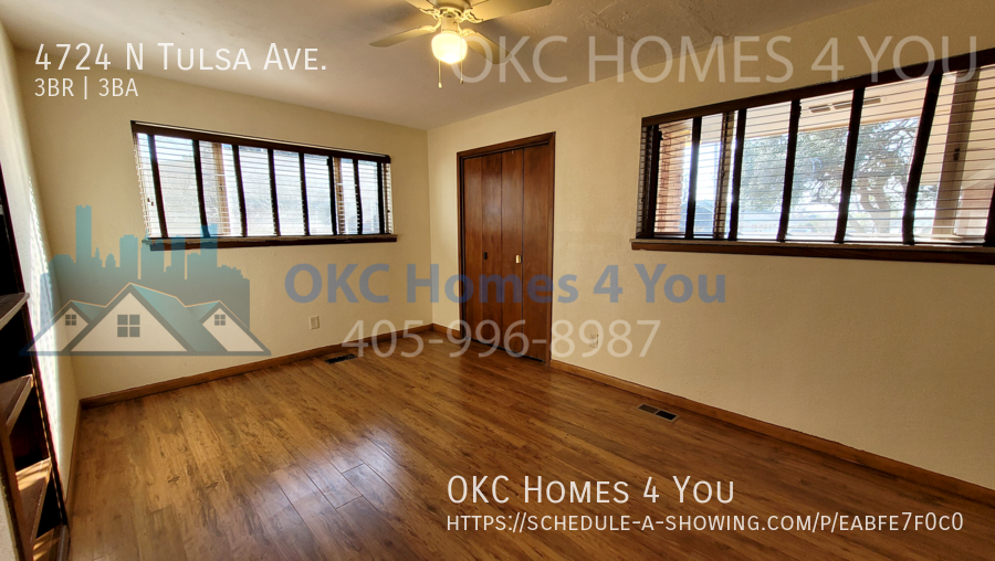 Large mid-century modern in Bush Hills 4th Addition - 3 bed, 3 bath! property image