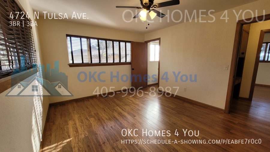 Large mid-century modern in Bush Hills 4th Addition - 3 bed, 3 bath! property image