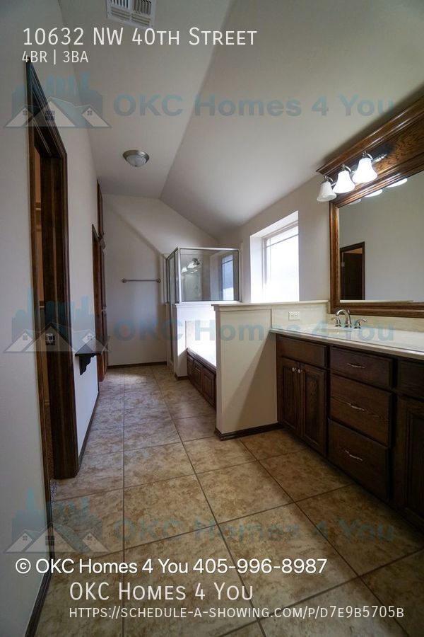 Move In Ready.Executive Home property image