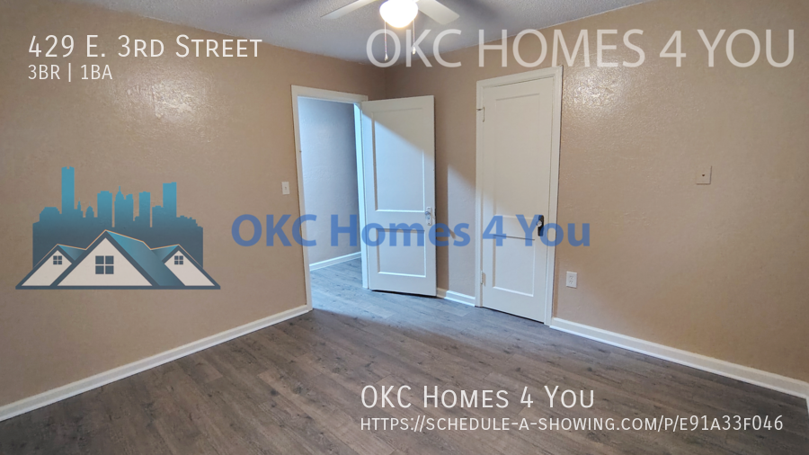 3 Bedroom, 1 Block South of UCO property image