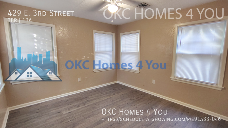 Start The New Year Here! 3 Bedroom, 1 Blk. So.of UCO property image