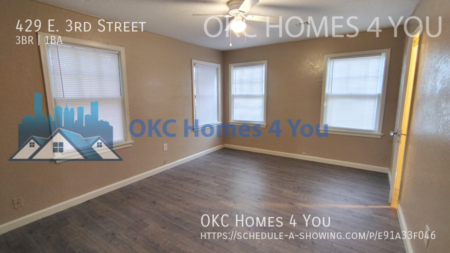 Start The New Year Here! 3 Bedroom, 1 Blk. So.of UCO property image
