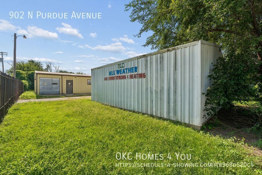 Gated Warehouse & Shop in NW OKC property image