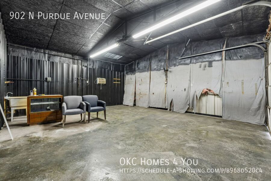 Gated Warehouse & Shop in NW OKC property image