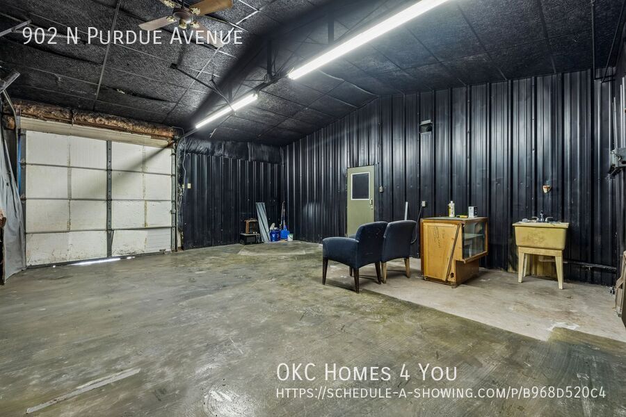 Gated Warehouse & Shop in NW OKC property image
