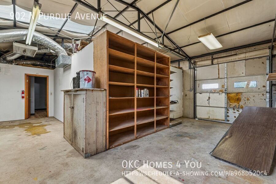Gated Warehouse & Shop in NW OKC property image