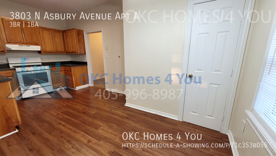 3 Bed Triplex with an Office in Bethany Schools! property image