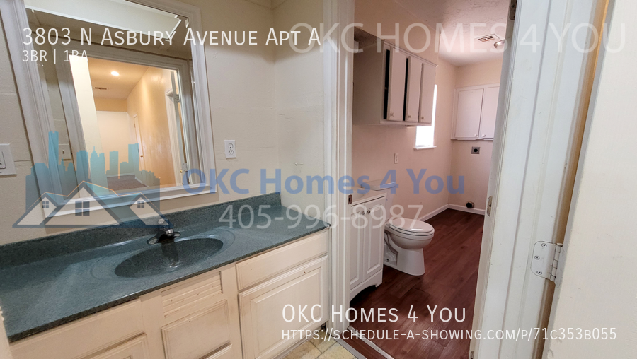 3 Bed Triplex with an Office in Bethany Schools! property image