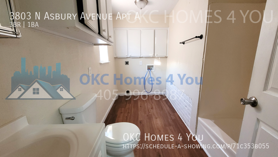 3 Bed Triplex with an Office in Bethany Schools! property image