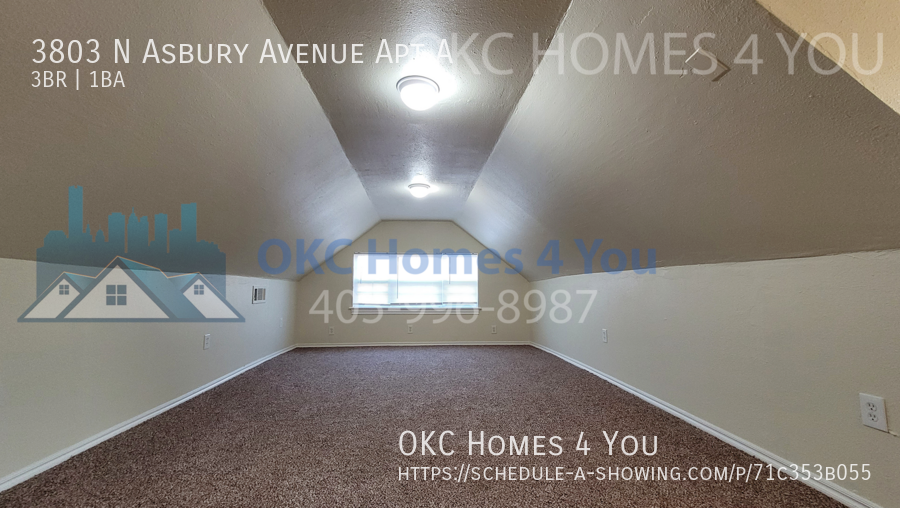 3 Bed Triplex with an Office in Bethany Schools! property image