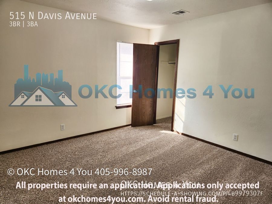 Large 3 bed, 2 1/2 bath duplex. property image