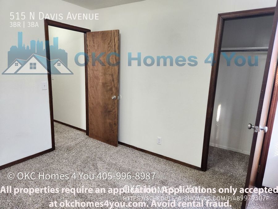Large 3 bed, 2 1/2 bath duplex. property image