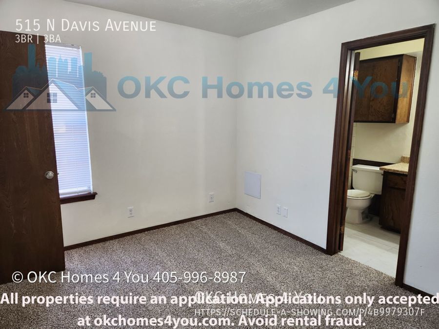 Large 3 bed, 2 1/2 bath duplex. property image